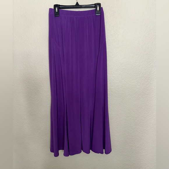 CSC Studio Purple Maxi Skirt - Picture 2 of 3